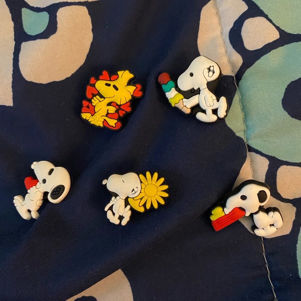 Charlie Brown croc jibbitz